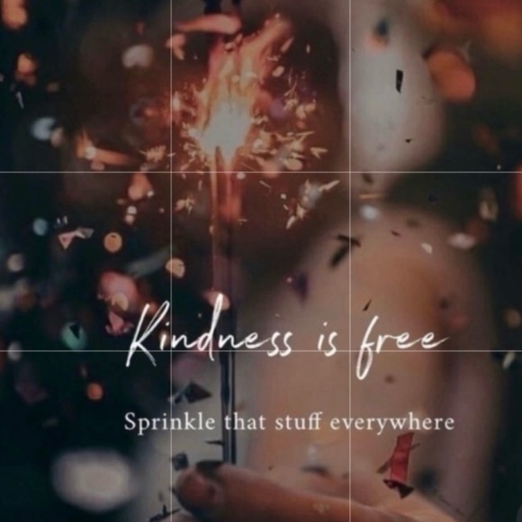 Target Lumbar Pillow🍒🍒 - Picture 11 of 11